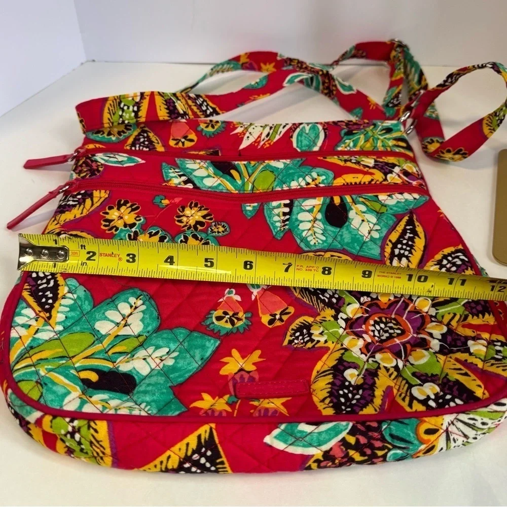 Vera Bradley vibrant  Floral Quilted crossbody bag